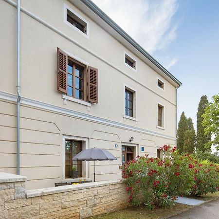 Apartments Bonaparte 포레치 외부 사진