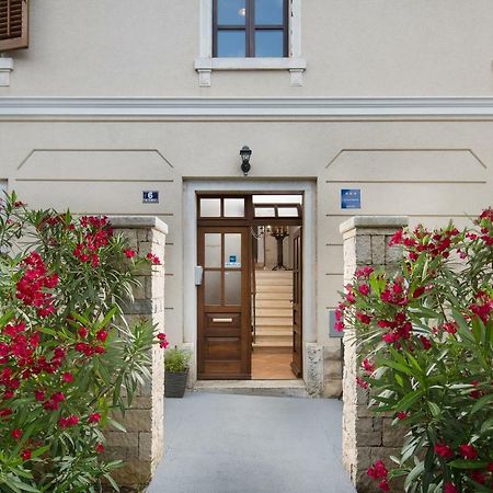 Apartments Bonaparte 포레치 외부 사진