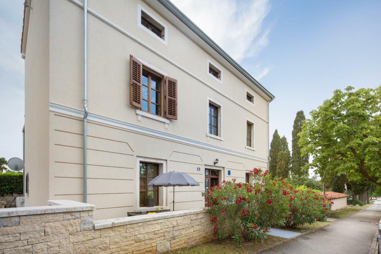Apartments Bonaparte 포레치 외부 사진