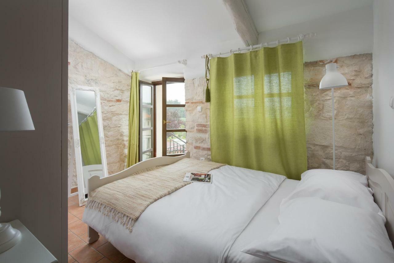 Apartments Bonaparte 포레치 외부 사진