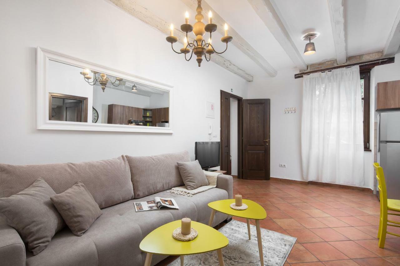 Apartments Bonaparte 포레치 외부 사진